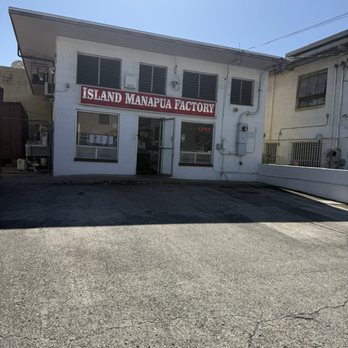 Island Manapua Factory - Outside - Chinese Near Me - Honolulu, Hawaii