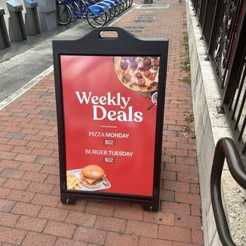 CRAFT Coconut Grove - False advertising at its finest. Pizza Monday, but not this Monday! Because it's a holiday. Sooooo, why is the sign out? Great question! - Breakfast & Brunch Near Me - Miami, Florida