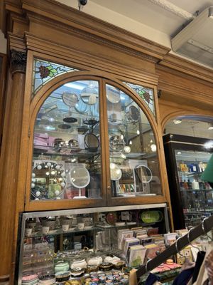 C.O. Bigelow Chemists by null