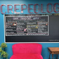 Crepeology cafe