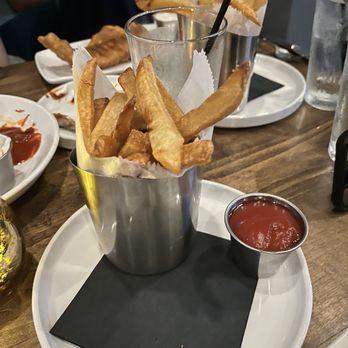 The Anvil Pub & Grill - Chips - Gastropubs Near Me - Birmingham, Alabama The Anvil Pub & Grill - Chips - Gastropubs Near Me - Birmingham, Alabama