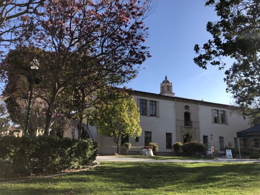 Fullerton College by null