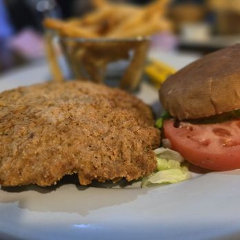 Farmhouse - Restaurants Near Me - Delavan, Illinois
