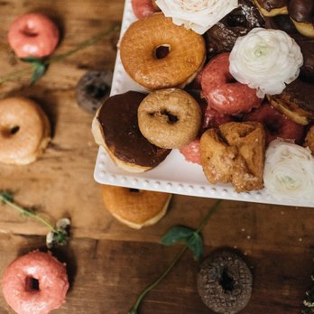 Donut Stop - Wedding donuts - Donuts Near Me - San Diego, California Donut Stop - Wedding donuts - Donuts Near Me - San Diego, California