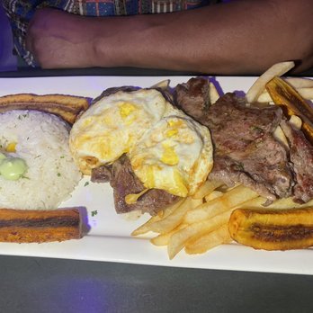 Moia Peruvian Restaurant - Peruvian Near Me - Las Vegas, Nevada