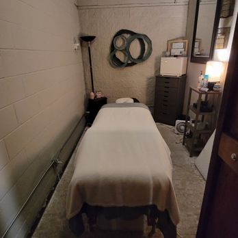 Marissa Rogers LMT - Massage Room - Massage Near Me - Coos Bay, Oregon Marissa Rogers LMT - Massage Room - Massage Near Me - Coos Bay, Oregon