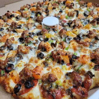 Flame’s Pizza - Creamy garlic combo! - Pizza Near Me - Bakersfield, California Flame’s Pizza - Creamy garlic combo! - Pizza Near Me - Bakersfield, California