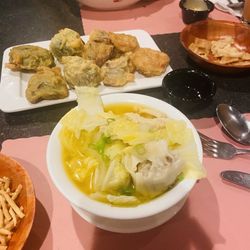 Dragon Palace - Wonton soup