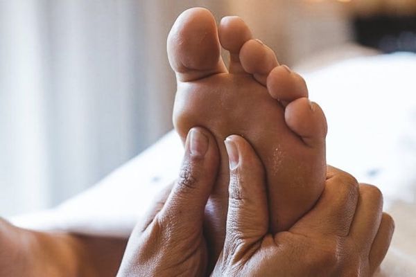 Foot & Leg Reflexology - Foot and leg reflexology focuses on the points available on the feet. It has been effective in improving health as well as aiding in healing.. Foot & Leg Reflexology - Foot and leg reflexology focuses on the points available on the feet. It has been effective in improving health as well as aiding in healing..