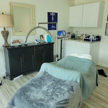 Ageless Rejuvenation Center - Room - Medical Spas Near Me - Jacksonville, Florida