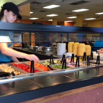 Cicis Pizza - Staff is very attentive to cleanliness and freshly-made - Pizza Near Me - Tampa, Florida