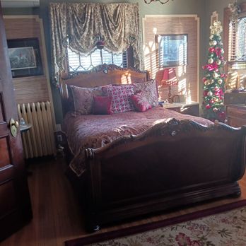 Mathis House - Genevieve @ the Mathis House - Bed & Breakfast Near Me - Toms River, New Jersey Mathis House - Genevieve @ the Mathis House - Bed & Breakfast Near Me - Toms River, New Jersey