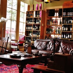 Charlestowne Tobacco & Wine