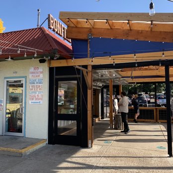 Bonfire Burritos - Outside takeout area - Mexican Near Me - Golden, Colorado