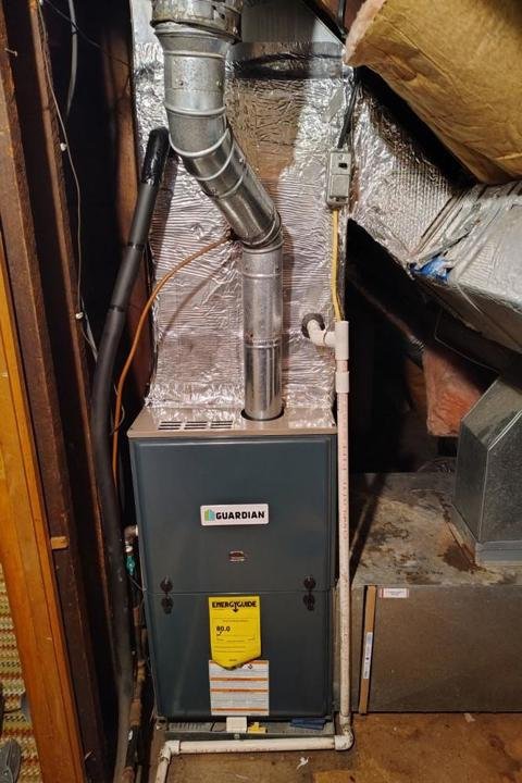 Slide of Aviña's Heating and Cooling