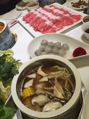 CHOCHO Hot Pot Premium All You Can Eat by null