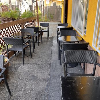 Las Chicas Fresas - Outdoor dining - Mexican Near Me - Pomona, California Las Chicas Fresas - Outdoor dining - Mexican Near Me - Pomona, California