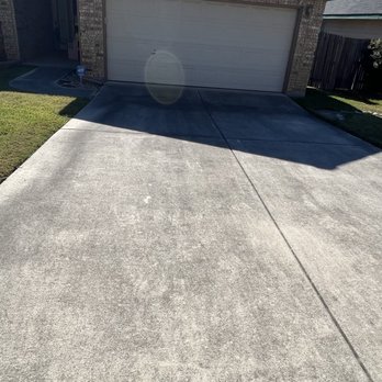 Signature Pressure Washing - Before - Pressure Washers Near Me Signature Pressure Washing - Before - Pressure Washers Near Me
