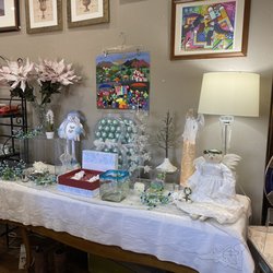 Foothills Animal Rescue Resale Boutique