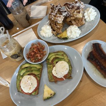 @ The Diner - Avocado toast and chicken and waffles! - Coffee & Tea Near Me - Orlando, Florida @ The Diner - Avocado toast and chicken and waffles! - Coffee & Tea Near Me - Orlando, Florida