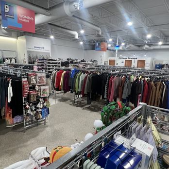 Goodwill - Sunrise/University Drive - Thrift Stores Near Me - Sunrise, Florida Goodwill - Sunrise/University Drive - Thrift Stores Near Me - Sunrise, Florida