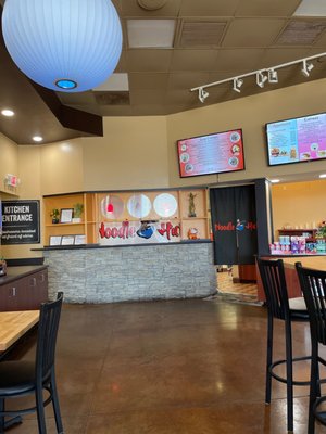 Ginza Ramen And Poke Potranco