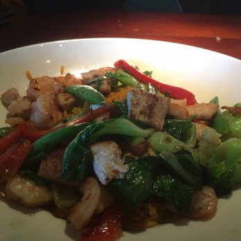 Bahama Breeze - Bars Near Me - Wayne, New Jersey