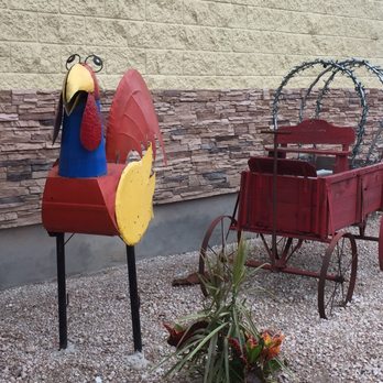 Ranch House Burgers - Patio decor outside of restaurant. - Burgers Near Me - Weslaco, Texas
