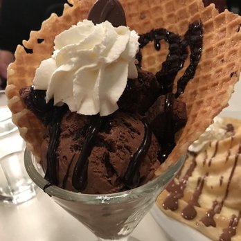 Demetres Bramalea - Desserts Near Me - Brampton, Ontario Demetres Bramalea - Desserts Near Me - Brampton, Ontario