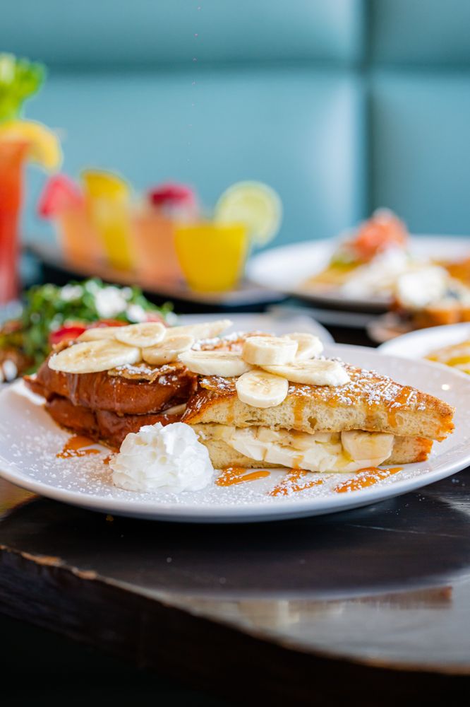 Broken Yolk Cafe
