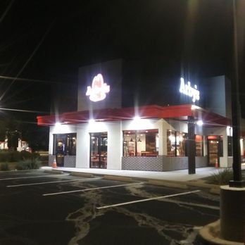 Arbys - Newly refurbished Arby's, looks nice, but not even customer service could tell us when it would reopen. WE MISS YOU. - Fast Food Near Me - Oro Valley, Arizona