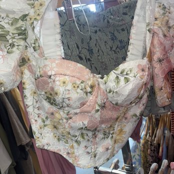 Ritas Closet - Women's Clothing Near Me - Lafayette, Indiana