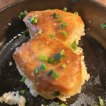 Tommy Bahama Restaurant & Bar - Honey biscuits - Seafood Near Me - The Woodlands, Texas Tommy Bahama Restaurant & Bar - Honey biscuits - Seafood Near Me - The Woodlands, Texas