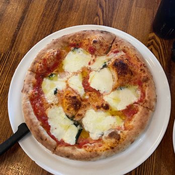 Roostica - Margherita pizza Working Man's Lunch - Italian Near Me - Key West, Florida Roostica - Margherita pizza Working Man's Lunch - Italian Near Me - Key West, Florida