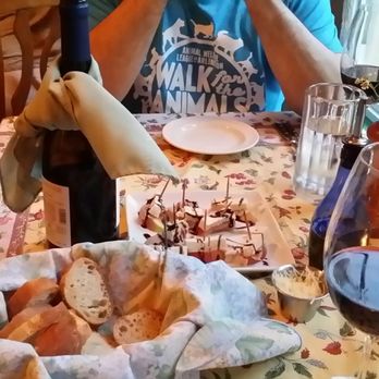 Basic Necessities - Apple and cheese appetizer - Specialty Food Near Me - Nellysford, Virginia