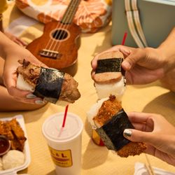 L&L Hawaiian Barbecue