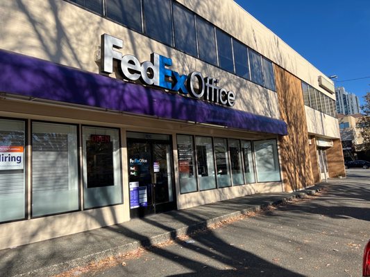 FEDEX OFFICE PRINT & SHIP CENTER - Updated September 2025