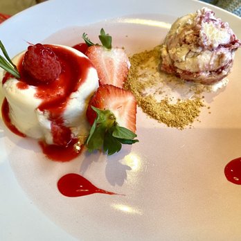 A La Mousse - Lychee panna cotta with ice cream: so good! - Desserts Near Me - Philadelphia, Pennsylvania A La Mousse - Lychee panna cotta with ice cream: so good! - Desserts Near Me - Philadelphia, Pennsylvania