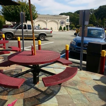 Galloping Hill Inn - Patio seating! - Burgers Near Me - Union, New Jersey Galloping Hill Inn - Patio seating! - Burgers Near Me - Union, New Jersey