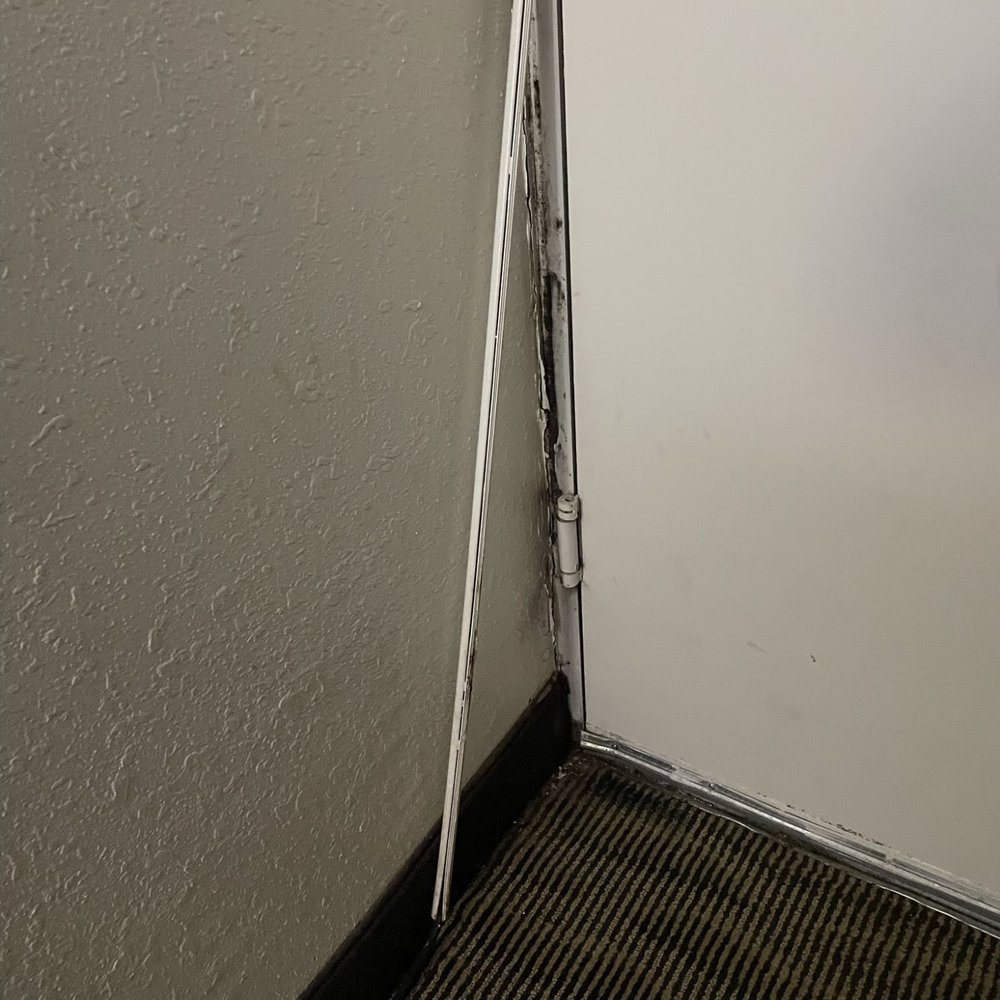 Days Inn by Wyndham Silver Spring - Even when you lock the door you could literally shake the frame. - Hotels Near Me - Silver Spring, Maryland Days Inn by Wyndham Silver Spring - Even when you lock the door you could literally shake the frame. - Hotels Near Me - Silver Spring, Maryland