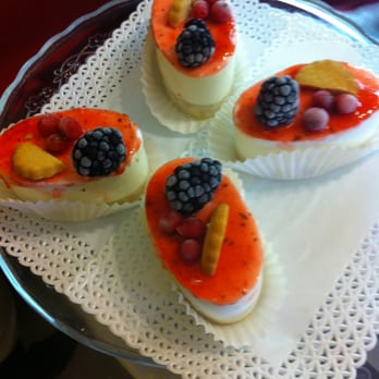 Da Leccarsi i Baffi - cheese cake artigianale con frutti di bosco! - Desserts Near Me - Rome, RM