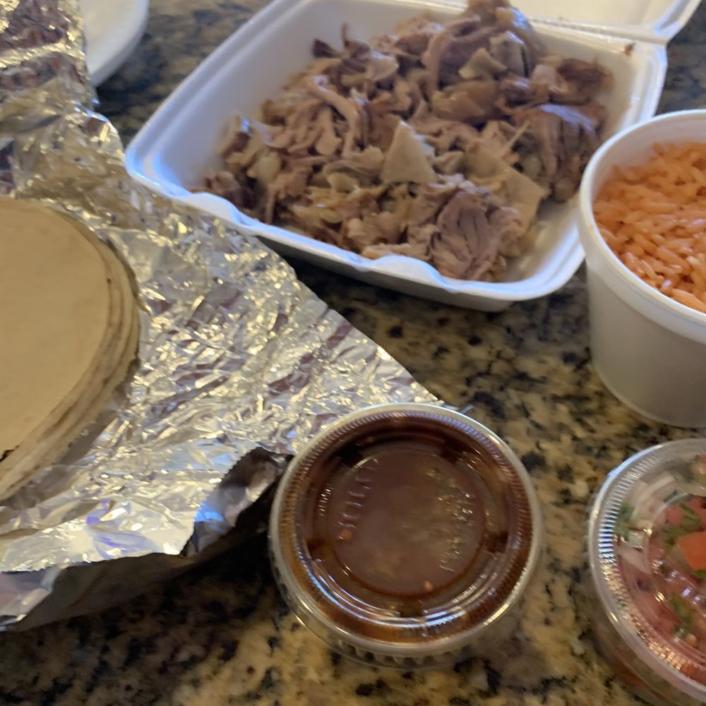 Carnitas El Rey - Tacos Near Me - Oxnard, California