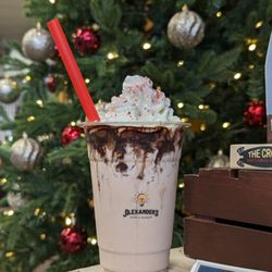 Alexander's Work & Wander - Peppermint Mocha Latte