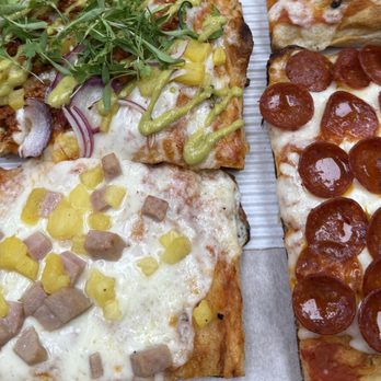 Sugo - Ono, chorizo al pastor, pepperoni. - Pizza Near Me - Costa Mesa, California