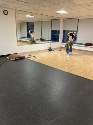 Chelsea Pool by null