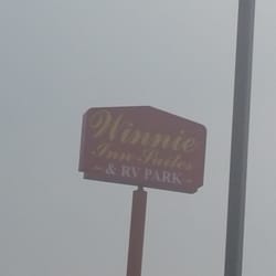 Winnie Inn & Suites