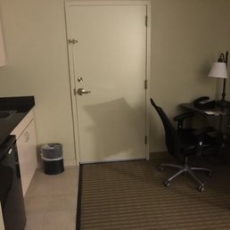 Kitchenette/desk