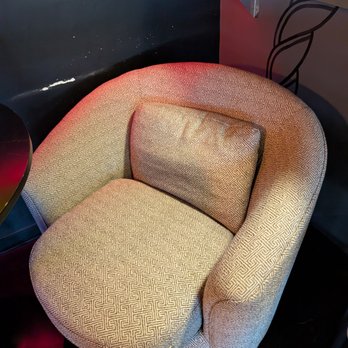 One Love Coffee Lounge - Comfy couch - Coffee & Tea Near Me - West Jordan, Utah