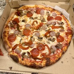 Pizzaiolo Italian Eatery - The Works pizza