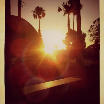 Compton College - Beautiful Day at the Compton Center - Colleges & Universities Near Me - Compton, California